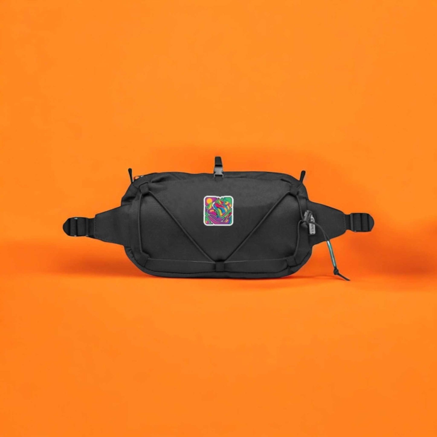 Sac banane en plastique recyclé Feelnchill, pratique et écoresponsable, idéal pour emporter l'essentiel en festival ou au quotidien.